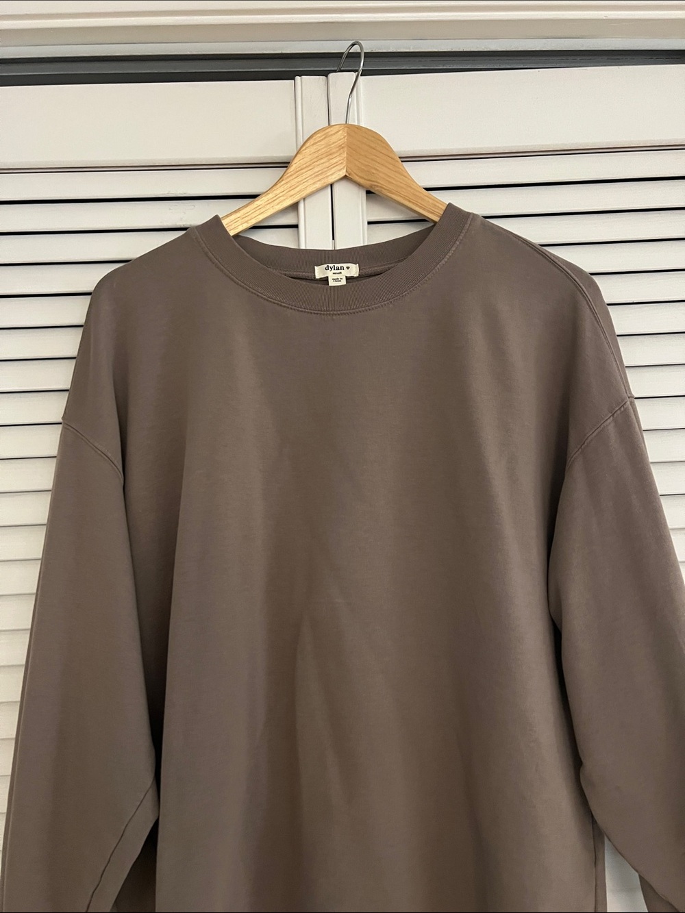 Dylan Clothing Lightweight Sweatshirt Small - Picture 2 of 6